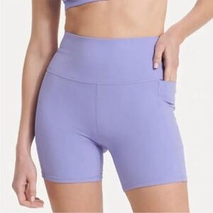 Vuori Studio Pocket Short in Ultra Violet